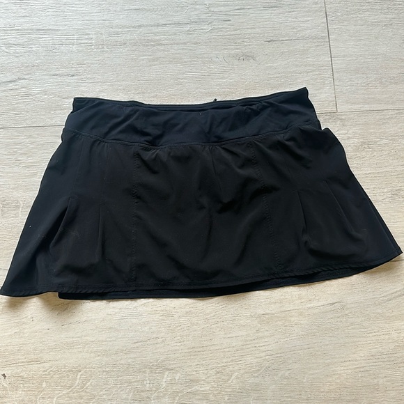 lululemon athletica Dresses & Skirts - Lululemon women’s black athletic mini tennis skirts